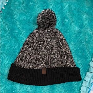 Timberland pompom beanie
